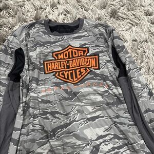 Harley-Davidson Long Sleeve Camo Tee with Iconic Logo